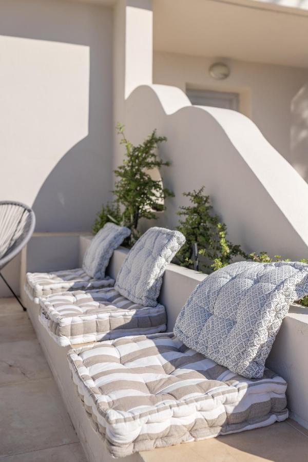 Blue Canvas Perissa  Exterior foto